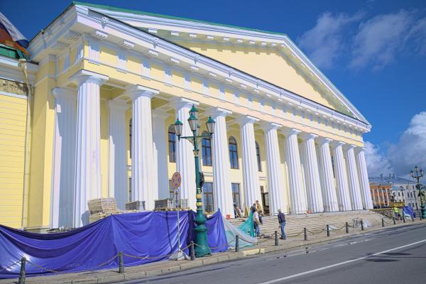 Реконструкция портика фасада Горного университета